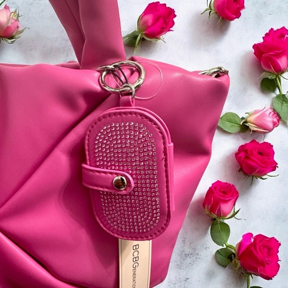 BCBGeneration 4-In-1 Gift Set Tote Bag NWT - Picture 4 of 8